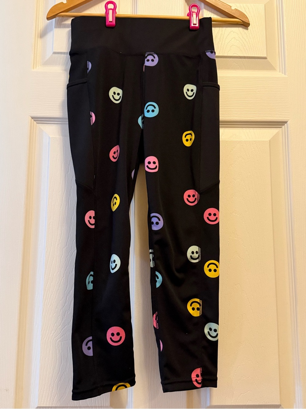POP Fit Women’s Black Leggings with Multicolor Smiley Print size medium